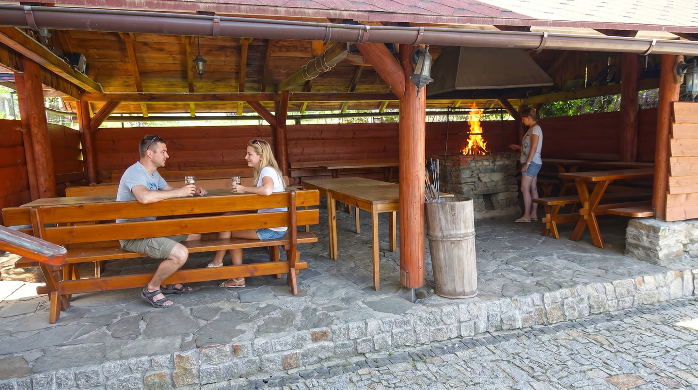 integracja firmowa Wisła, team building Beskidy, wyjazd służbowy góry, event firmowy Wisła, firmowe spotkanie góry, pensjonat Wisła